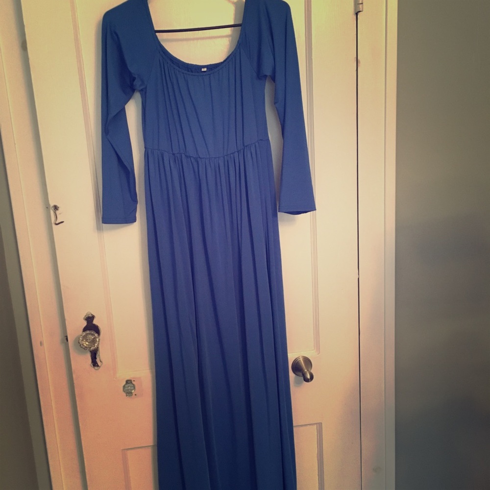 Long sleeve off the shoulder maternity maxi dress